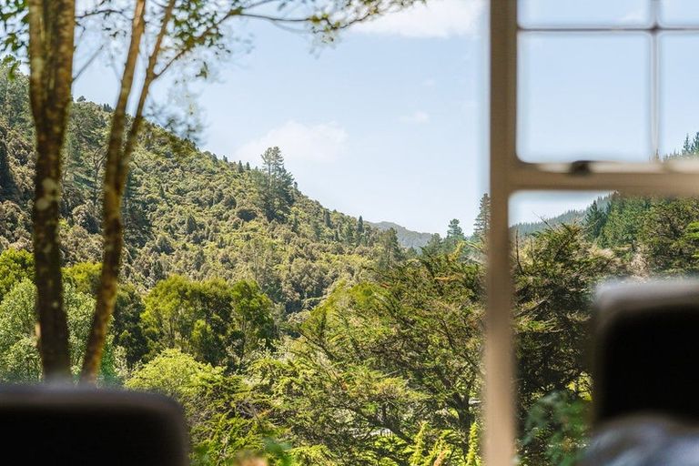 Photo of property in 298 Mangaone Road, Reikorangi, Waikanae, 5391