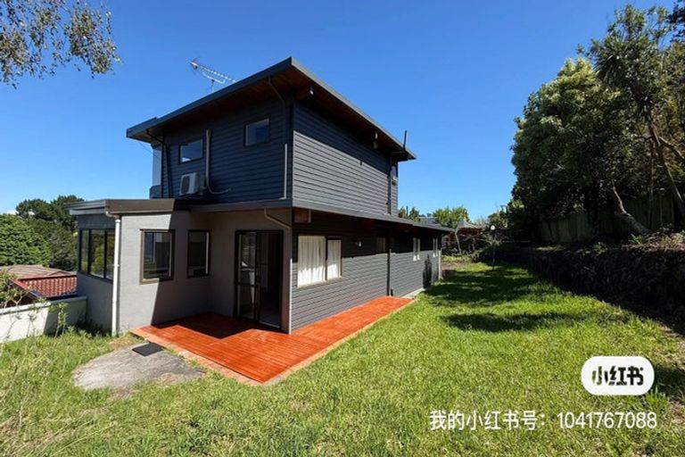 Photo of property in 115 Chelsea View Drive, Chatswood, Auckland, 0626