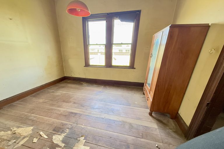 Photo of property in 1 Mckenna Street, Masterton, 5810