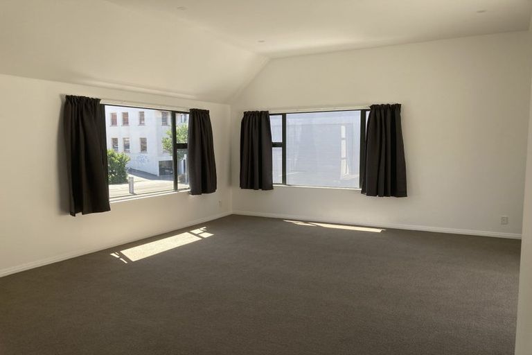 Photo of property in Victoria Town Houses, 1/219 Victoria Street, Te Aro, Wellington, 6011
