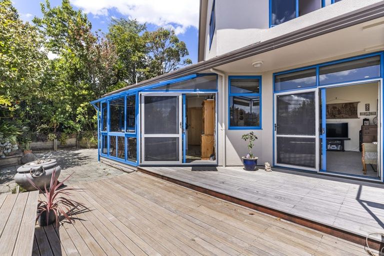 Photo of property in 40 Mccahill Views, Botany Downs, Auckland, 2010