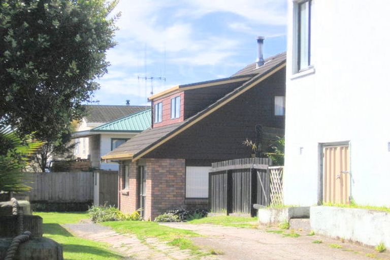 Photo of property in 486 Maunganui Road, Mount Maunganui, 3116