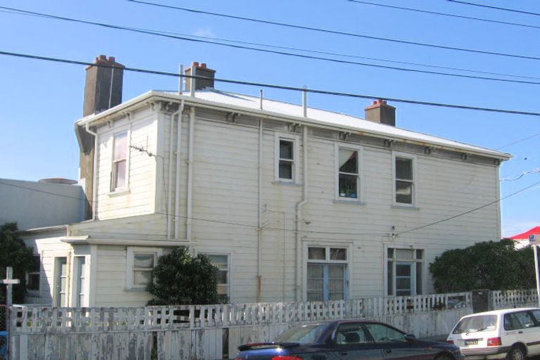 Photo of property in 61 Hanson Street, Mount Cook, Wellington, 6021