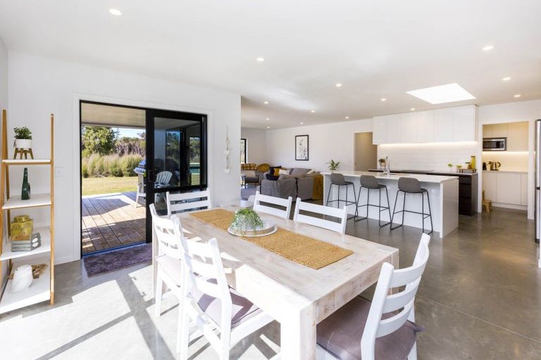 Photo of property in 285 Fairview Drive, Akatarawa, Upper Hutt, 5372
