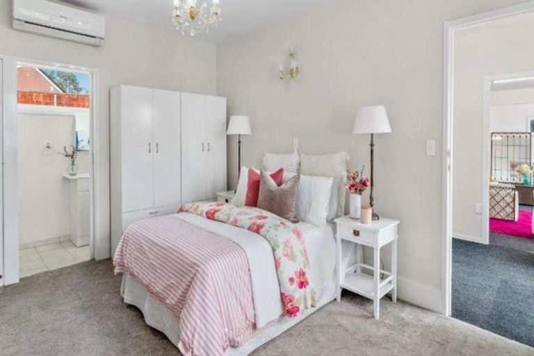 Photo of property in 7 Susanne Place, Pakuranga, Auckland, 2010