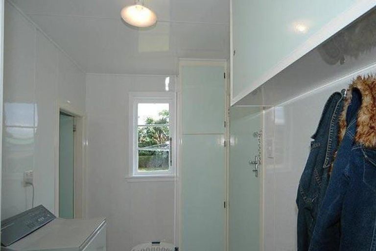 Photo of property in 20 Elliot Street, Inglewood, 4330