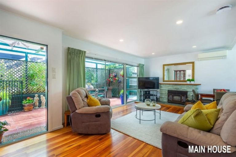 Photo of property in 90 Monarch Avenue, Hillcrest, Auckland, 0627