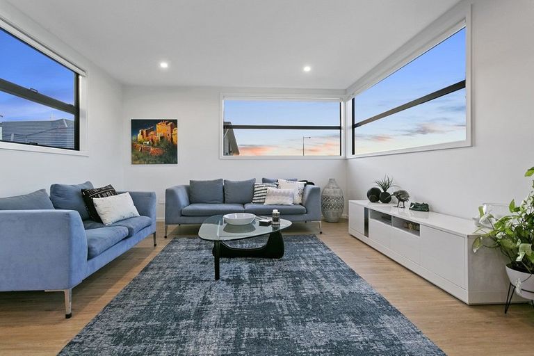 Photo of property in 17 Mike Smith Drive, Cambridge, 3434