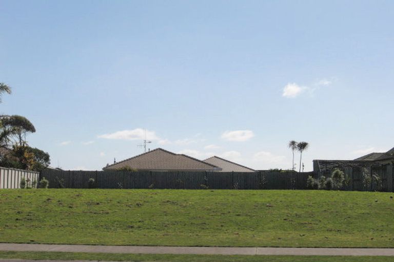 Photo of property in 48 Palm Beach Boulevard, Papamoa Beach, Papamoa, 3118