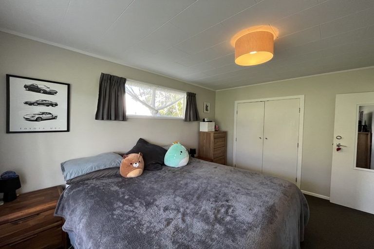 Photo of property in 1/10 Petherick Crescent, Johnsonville, Wellington, 6037