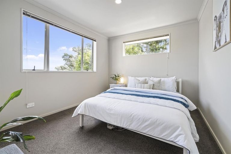 Photo of property in 7/46 Packspur Drive, Flat Bush, Auckland, 2016
