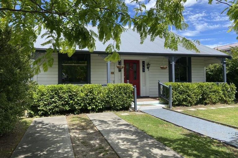 Photo of property in 33 Vagues Road, Northcote, Christchurch, 8052