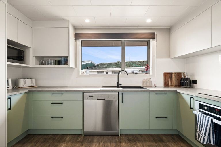 Photo of property in 196b Bay View Road, South Dunedin, Dunedin, 9012
