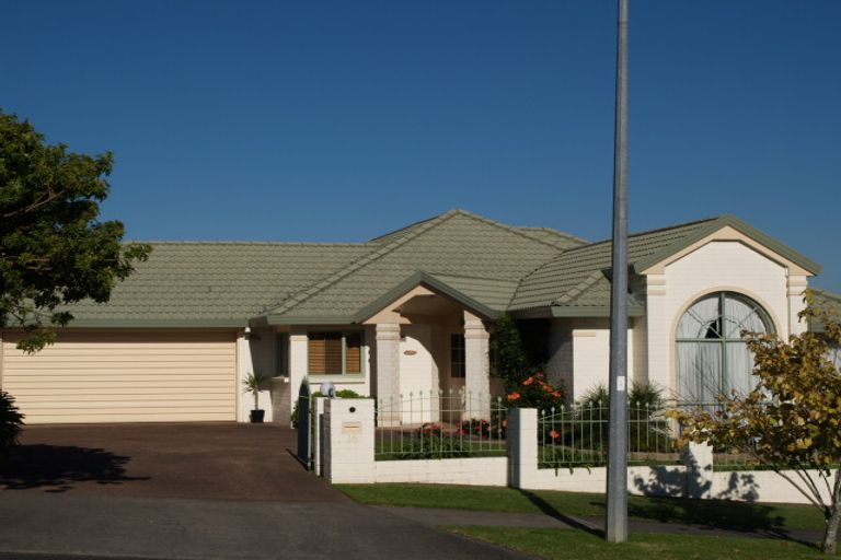 Photo of property in 16 Kilimanjaro Drive, Northpark, Auckland, 2013