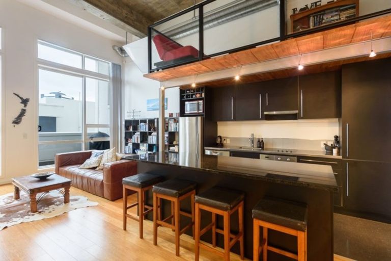 Photo of property in Stadium Garden Flats, 116/107 Thorndon Quay, Pipitea, Wellington, 6011