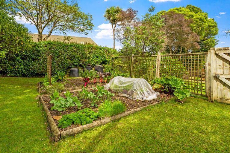 Photo of property in 3 Lucy Foster Lane, Red Beach, 0932