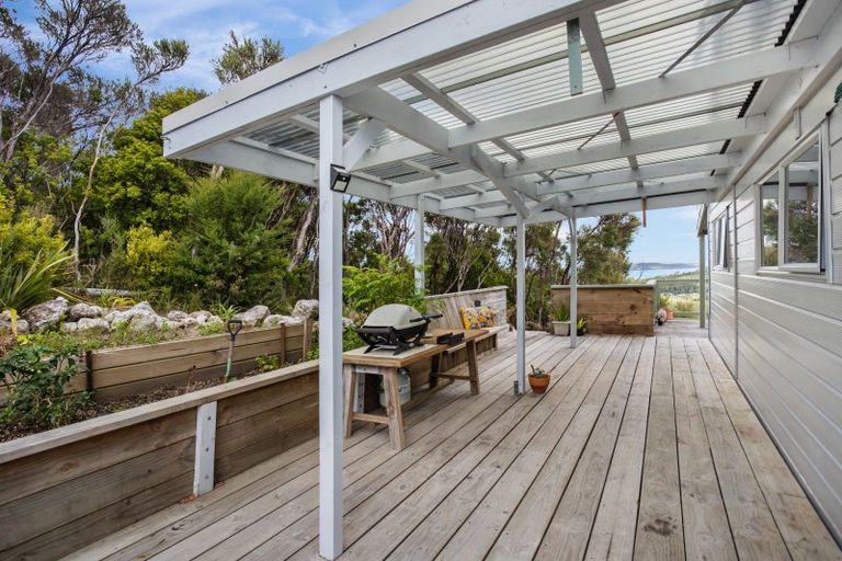 Photo of property in 16 Lichen Grove, Russell, 0272