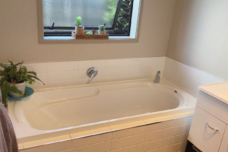 Photo of property in 103 Barrington Drive, Huntington, Hamilton, 3210