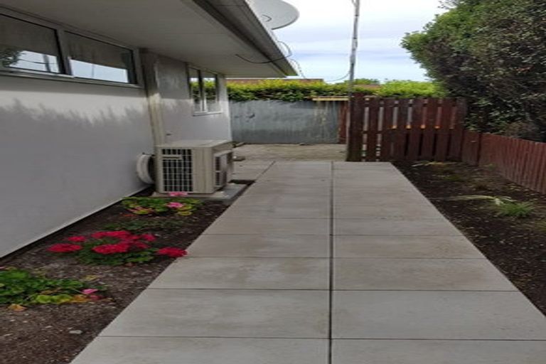 Photo of property in 213b West Belt, Rangiora, 7400