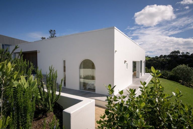 Photo of property in 16 Rangitahi Road, Raglan, 3225