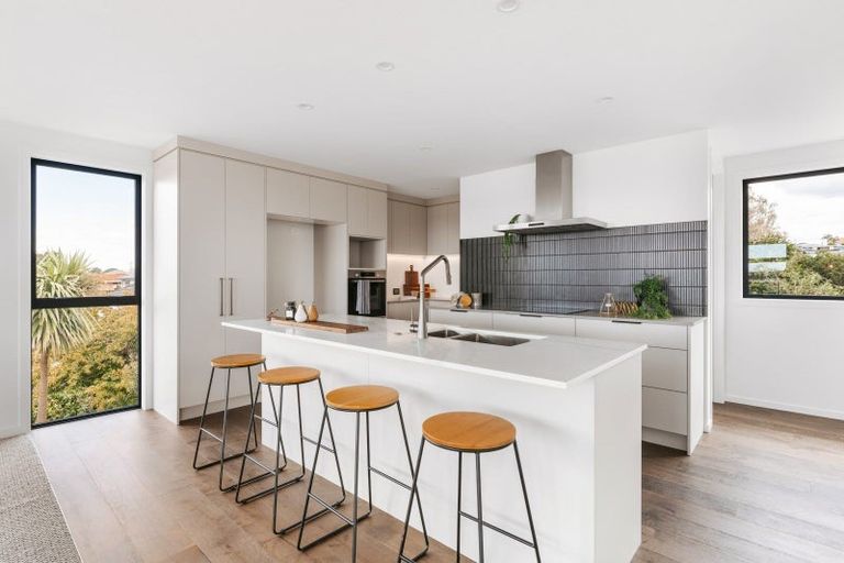 Photo of property in 8a Freyberg Street, Otumoetai, Tauranga, 3110