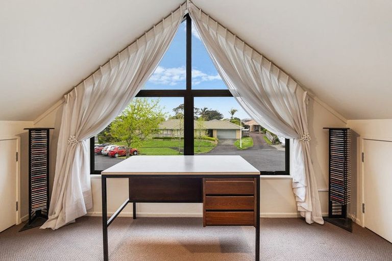Photo of property in 37 Starlight Cove, Hobsonville, Auckland, 0618