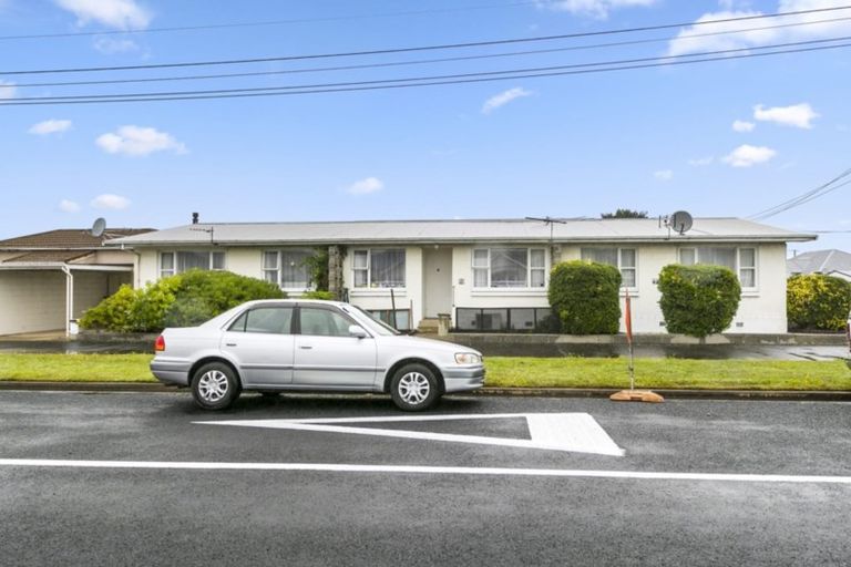 Photo of property in 51 Young Street, Saint Kilda, Dunedin, 9012