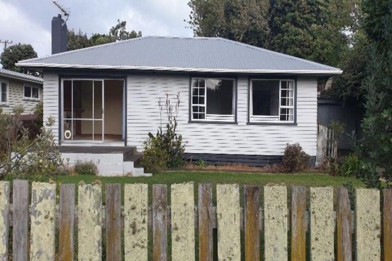 Photo of property in 47 Victoria Street, Patea, 4520