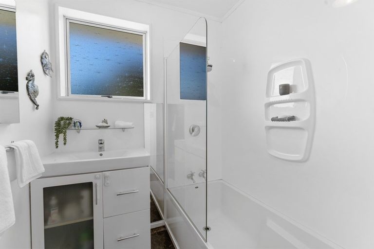 Photo of property in 84 Atkinson Avenue, Otaki Beach, Otaki, 5512