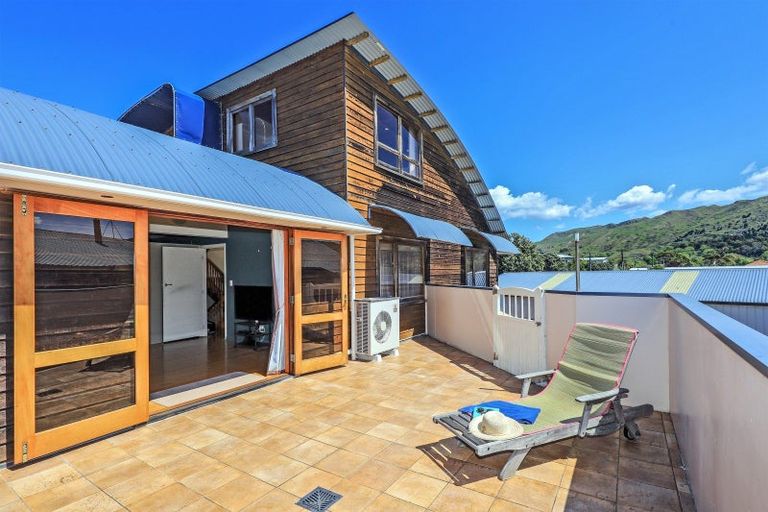 Photo of property in 68 Gillies Crescent, Waimarama, Havelock North, 4294