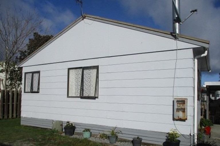 Photo of property in 42a Pohutukawa Drive, Owhata, Rotorua, 3010