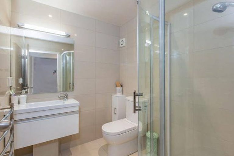 Photo of property in 1d/44 Aitken Terrace, Kingsland, Auckland, 1021