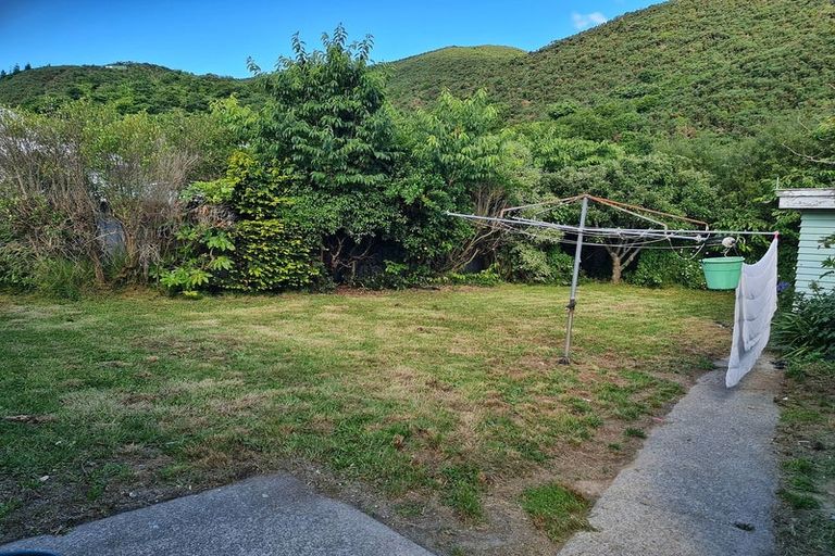 Photo of property in 398 Cambridge Terrace, Naenae, Lower Hutt, 5011