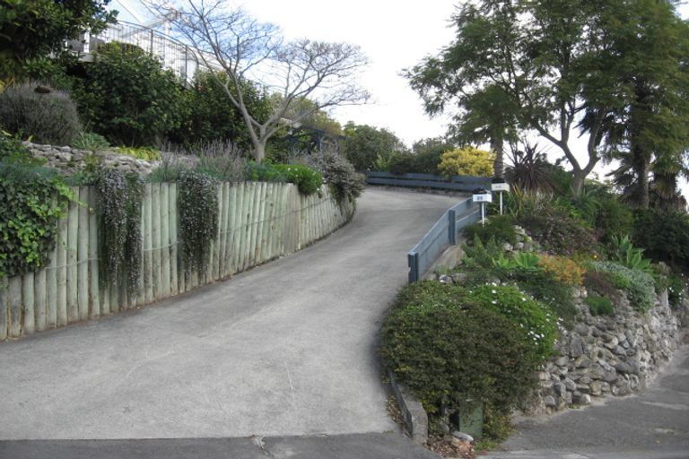 Photo of property in 25 Seapoint Road, Bluff Hill, Napier, 4110