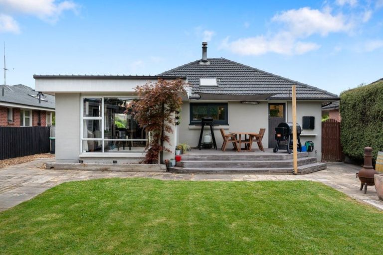 Photo of property in 53 Evesham Crescent, Spreydon, Christchurch, 8024