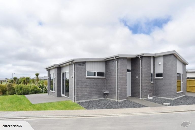 Photo of property in 18 Ardnave Lane, Broomfield, Christchurch, 8042