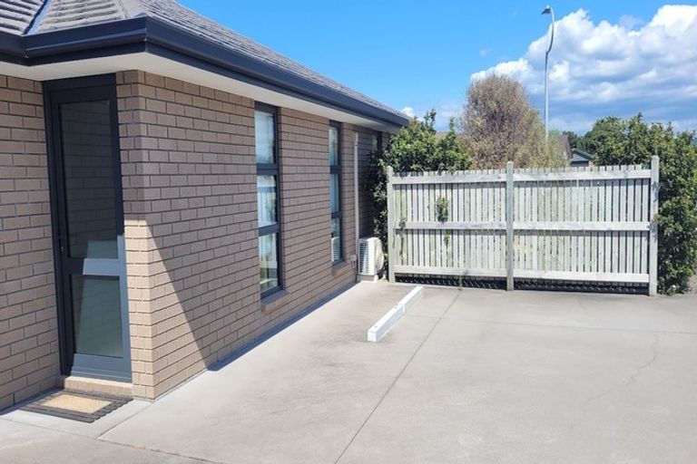 Photo of property in 12 Tatahi Cove, Papamoa Beach, Papamoa, 3118