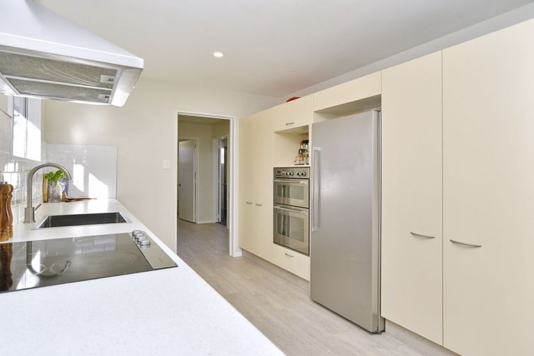 Photo of property in 11 Hutcheson Street, Sydenham, Christchurch, 8023