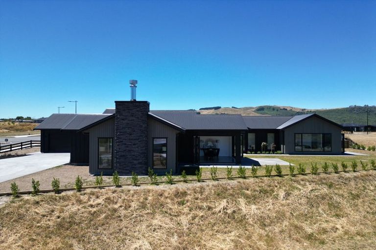 Photo of property in 47 Seven Oaks Drive, Kinloch, Taupo, 3377