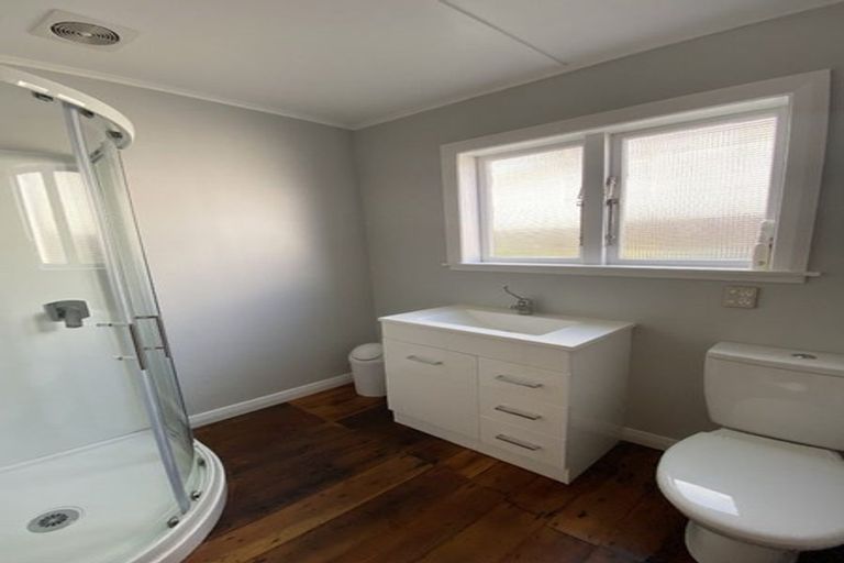 Photo of property in 69 Lavaud Street, Berhampore, Wellington, 6023