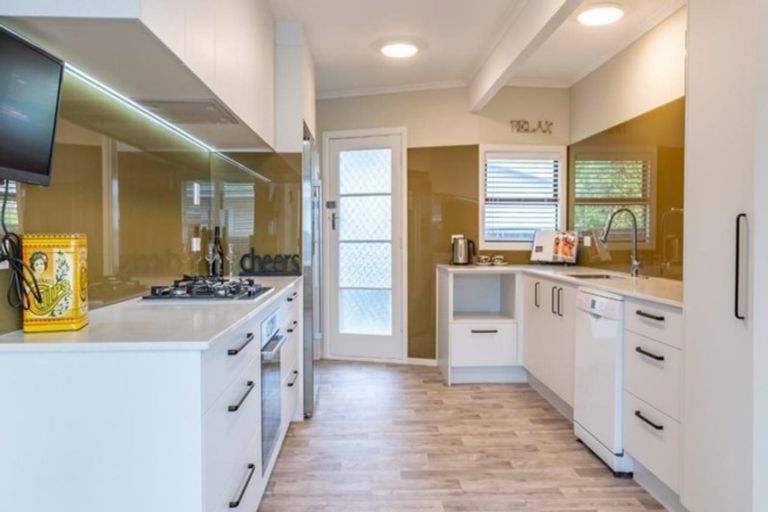 Photo of property in 37 Herbert Road, Queenwood, Hamilton, 3210