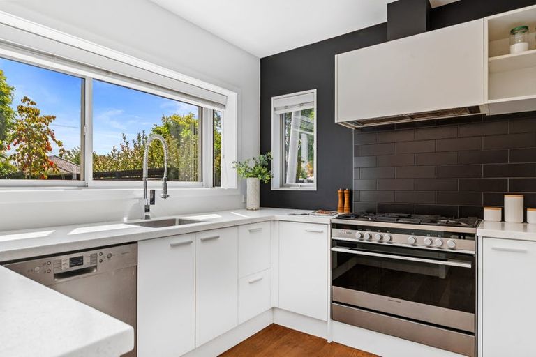 Photo of property in 46 Mcfaddens Road, St Albans, Christchurch, 8052