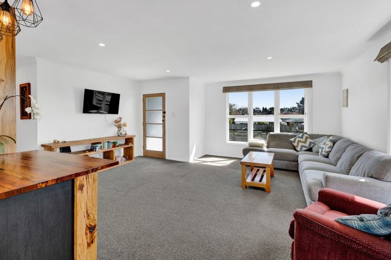 Photo of property in 11 Konini Street, Inglewood, 4330