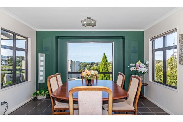 Photo of property in 19 Javelin Close, Gulf Harbour, Whangaparaoa, 0930