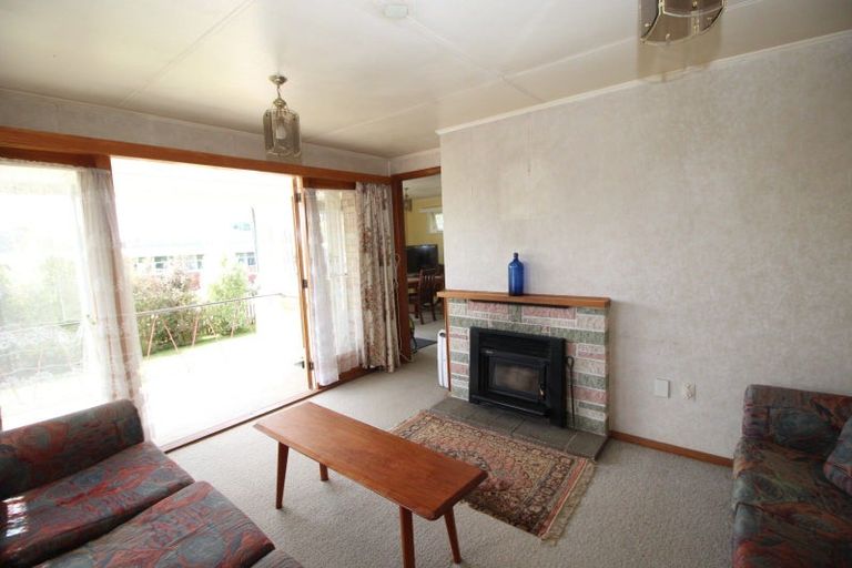 Photo of property in 7 Fox Street, Woodville, 4920