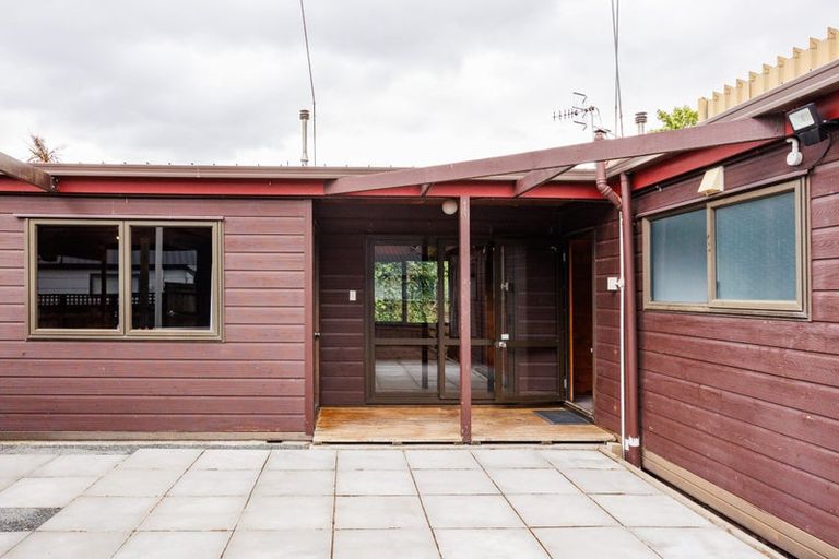 Photo of property in 5 Fernwood Place, Fitzherbert, Palmerston North, 4410