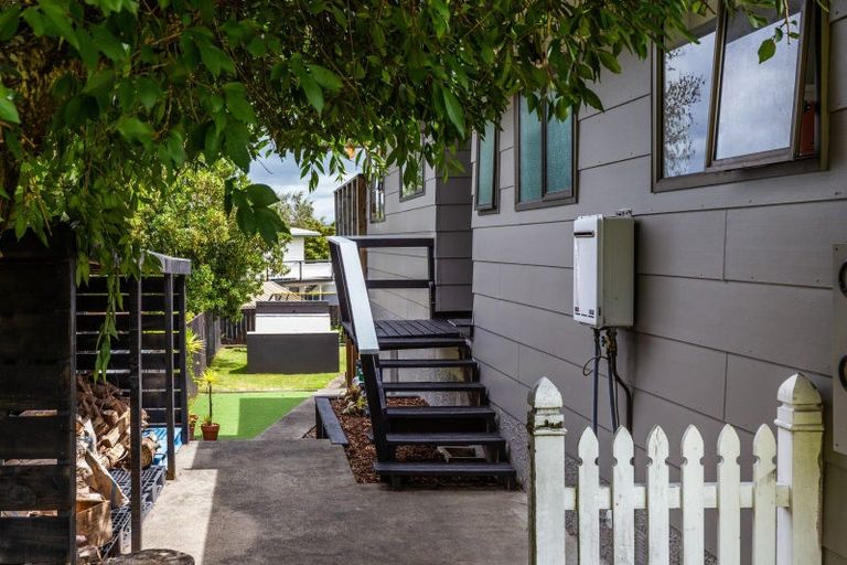 Photo of property in 69 Richmond Avenue, Richmond Heights, Taupo, 3330