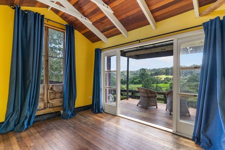 Photo of property in 94 Ara-kotinga, Whitford, Manurewa, 2576