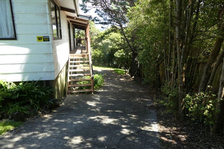 Photo of property in 35 Autumn Avenue, Glen Eden, Auckland, 0602