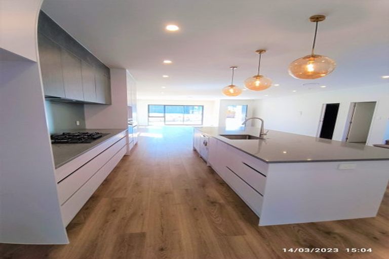 Photo of property in 4 Luff Place, Long Bay, Auckland, 0630